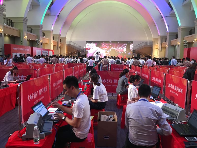 諾億租賃助力綠地集團項目開盤